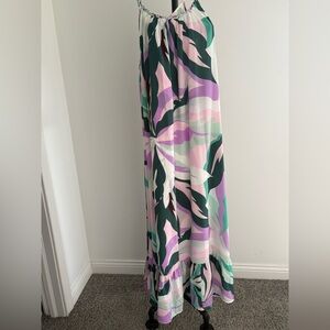 True Destinations Sleeveless Floral Maxi Sundress in Pastel Lavender & Green